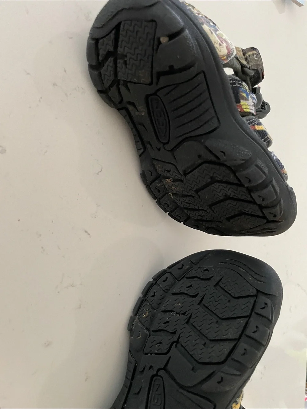 KEEN Newport H2 toddler size 8